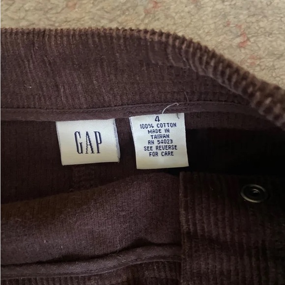 GAP Vintage Brown snap corduroy skirt - Picture 3 of 4